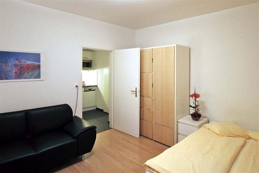 Swiss Star Zurich Sihlfeld - Self Check-In Διαμέρισμα Εξωτερικό φωτογραφία